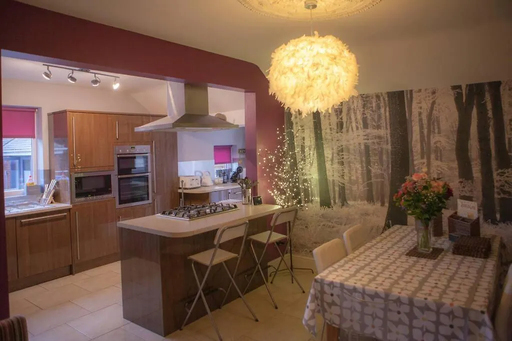 Entire Family Home By The Sea Scarborough