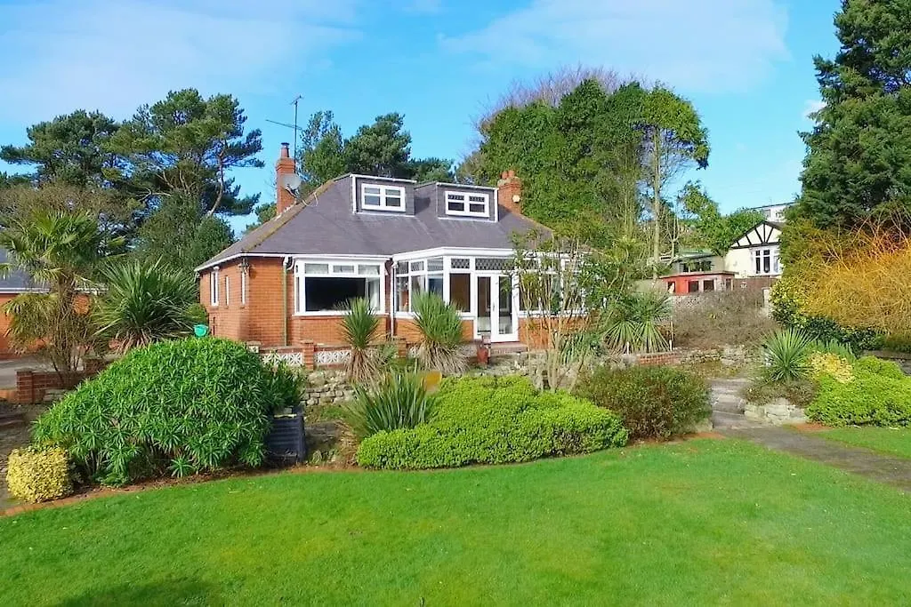 Entire Family Home By The Sea Scarborough